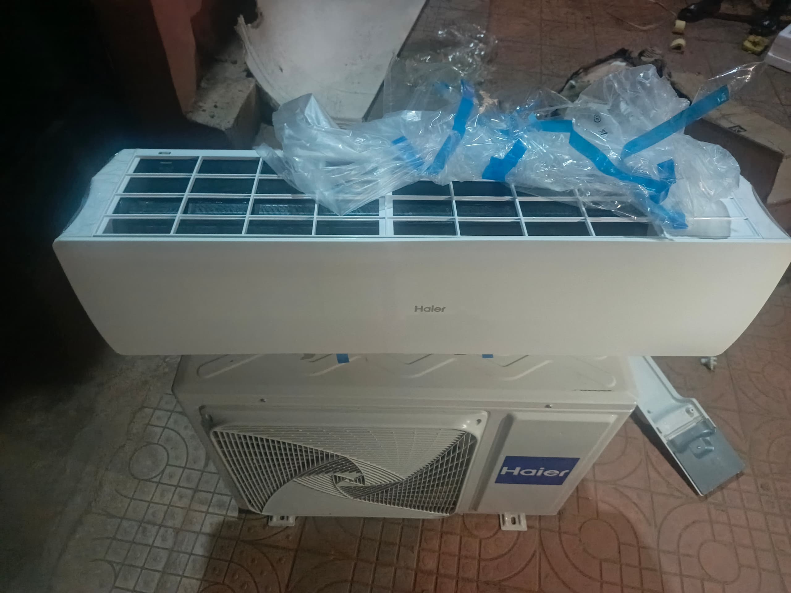 Climatiseur Inverter Haier split 2 CV